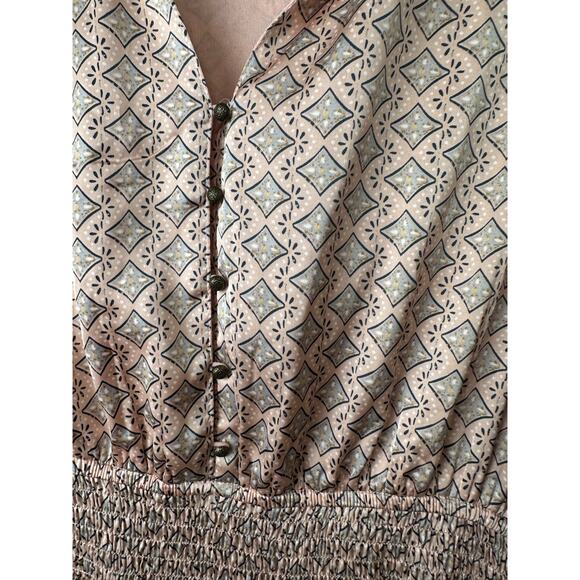 Polagram The Delling Patterned Dress in Dusty Salmon Size M Satin Smocked A47 - Picture 3 of 10